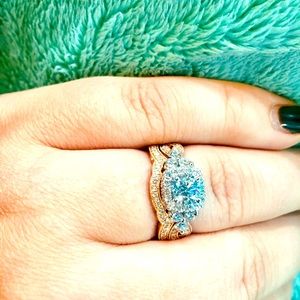 Size 6 Neil Lane 2 tone rose and white gold wedding set.